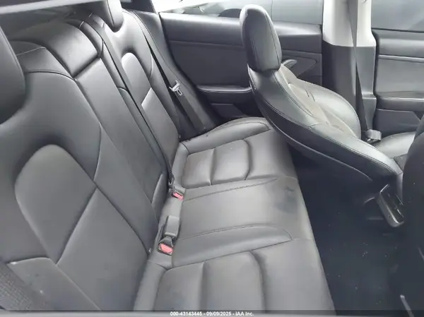 5YJ3E1EA7MF851080 2021 TESLA MODEL 3 - Image 8