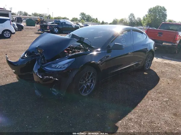 5YJ3E1EA7MF851130 2021 TESLA MODEL 3 - Image 2