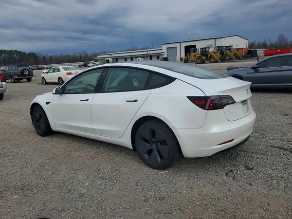 5YJ3E1EA7MF852083 2021 TESLA MODEL 3 - Image 2