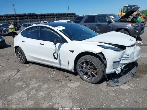 5YJ3E1EA7MF853671 2021 TESLA MODEL 3 - Image 1