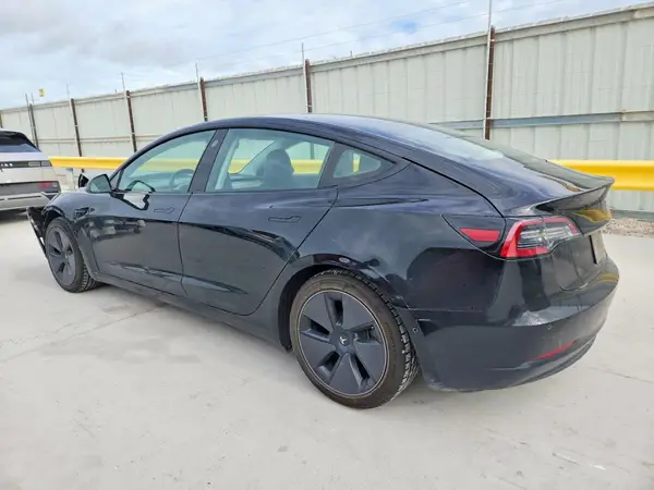5YJ3E1EA7MF854433 2021 TESLA MODEL 3 - Image 2