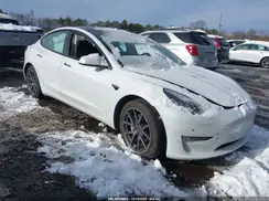 5YJ3E1EA7MF855078 2021 TESLA MODEL 3