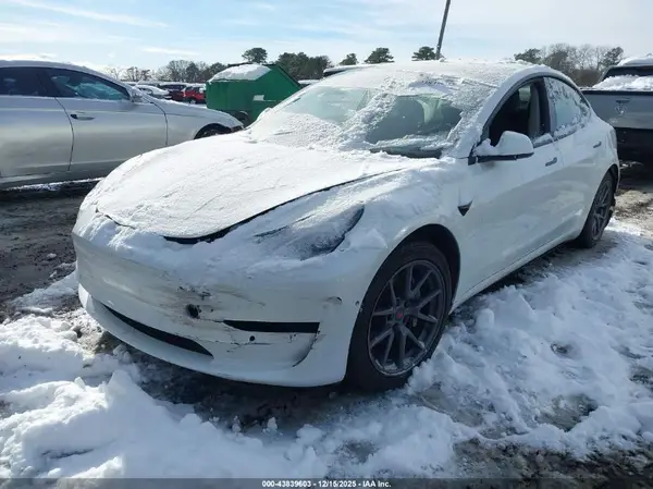 5YJ3E1EA7MF855078 2021 TESLA MODEL 3 - Image 2