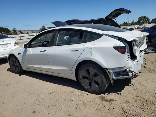 5YJ3E1EA7MF867327 2021 TESLA MODEL 3 - Image 2