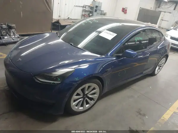 5YJ3E1EA7MF870499 2021 TESLA MODEL 3 - Image 2