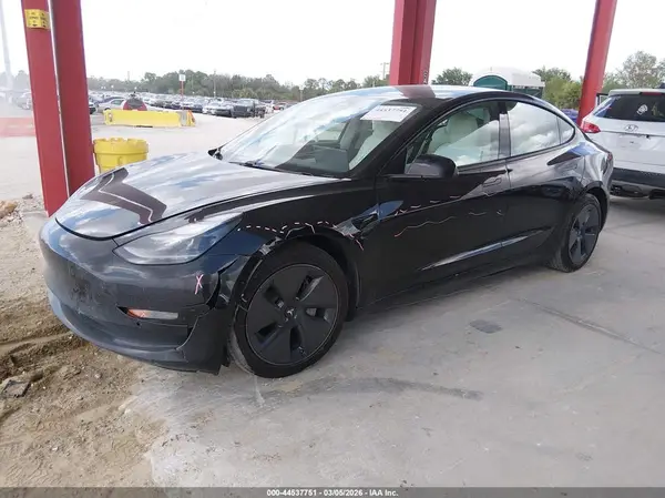 5YJ3E1EA7MF871149 2021 TESLA MODEL 3 - Image 2