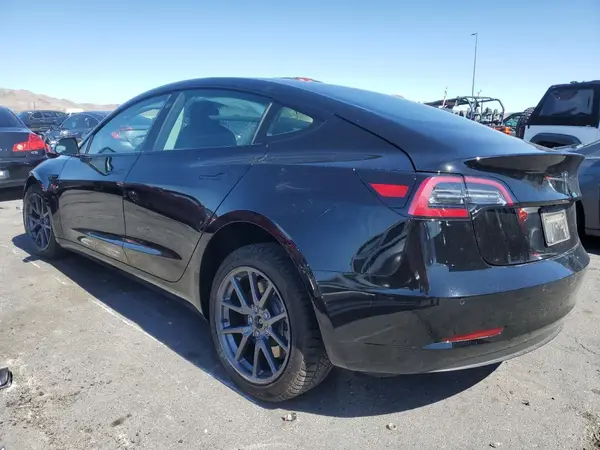 5YJ3E1EA7MF871622 2021 TESLA MODEL 3 - Image 2