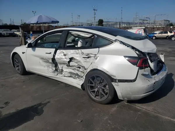 5YJ3E1EA7MF873306 2021 TESLA MODEL 3 - Image 2