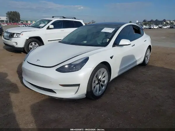 5YJ3E1EA7MF879252 2021 TESLA MODEL 3 - Image 2
