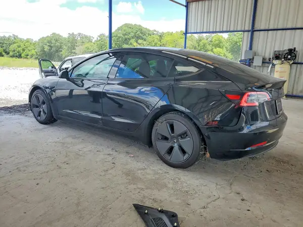 5YJ3E1EA7MF919443 2021 TESLA MODEL 3 - Image 2