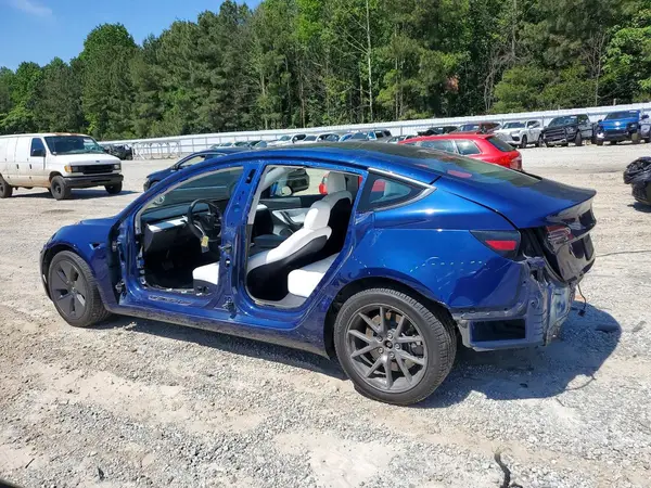 5YJ3E1EA7MF920625 2021 TESLA MODEL 3 - Image 2