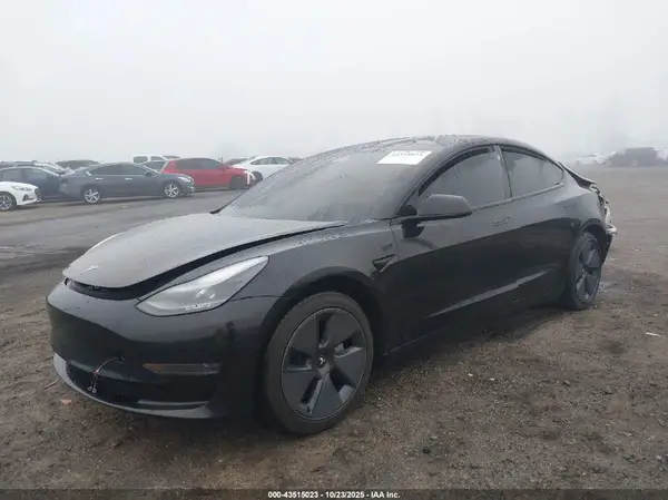 5YJ3E1EA7MF930295 2021 TESLA MODEL 3 - Image 2