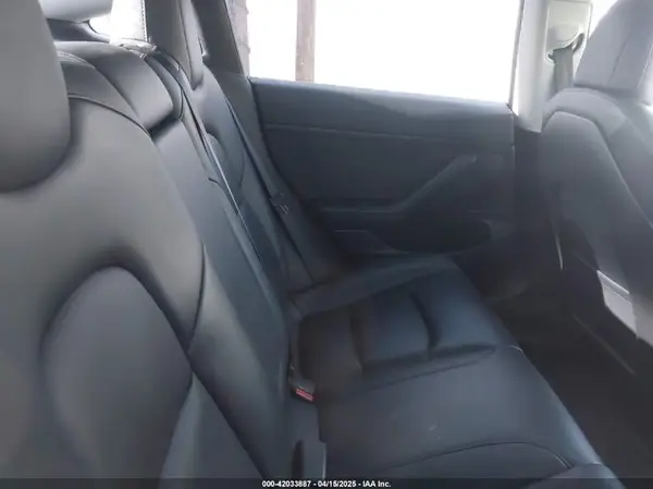 5YJ3E1EA7MF937392 2021 TESLA MODEL 3 - Image 8