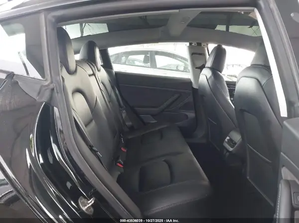 5YJ3E1EA7MF939983 2021 TESLA MODEL 3 - Image 8