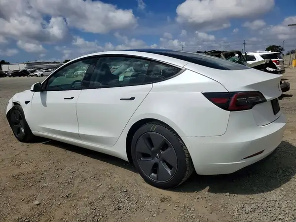 5YJ3E1EA7MF940552 2021 TESLA MODEL 3 - Image 2