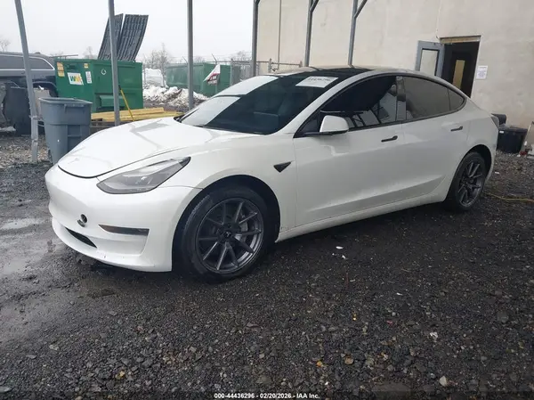 5YJ3E1EA7MF947758 2021 TESLA MODEL 3 - Image 2