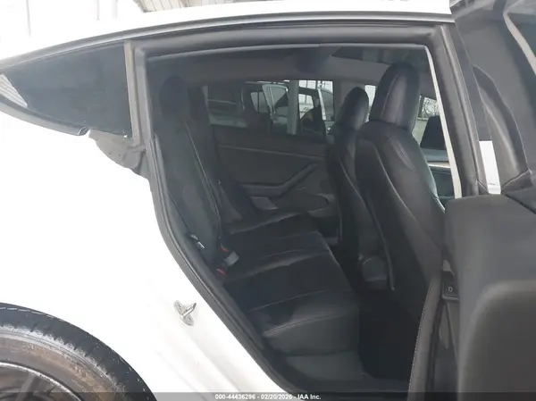 5YJ3E1EA7MF947758 2021 TESLA MODEL 3 - Image 8