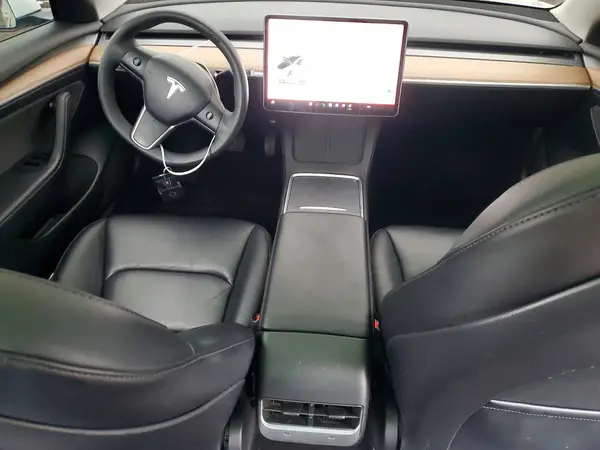 5YJ3E1EA7MF961207 2021 TESLA MODEL 3 - Image 8