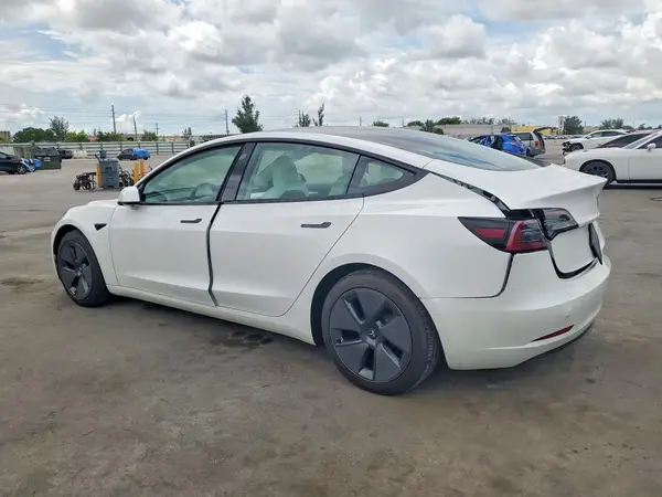 5YJ3E1EA7MF973146 2021 TESLA MODEL 3 - Image 2