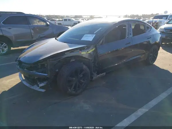 5YJ3E1EA7MF976404 2021 TESLA MODEL 3 - Image 2