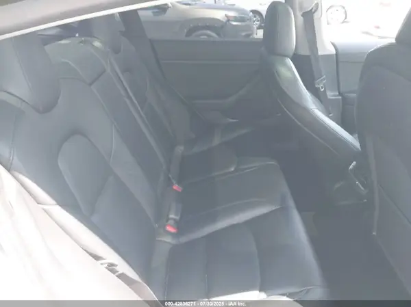 5YJ3E1EA7MF982672 2021 TESLA MODEL 3 - Image 8
