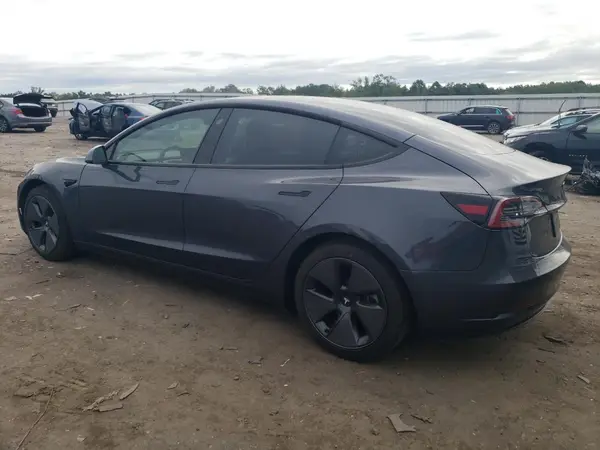 5YJ3E1EA7MF989069 2021 TESLA MODEL 3 - Image 2