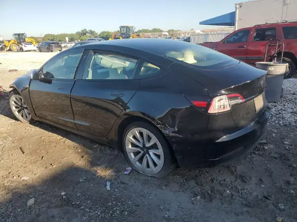 5YJ3E1EA7MF989685 2021 TESLA MODEL 3 - Image 2