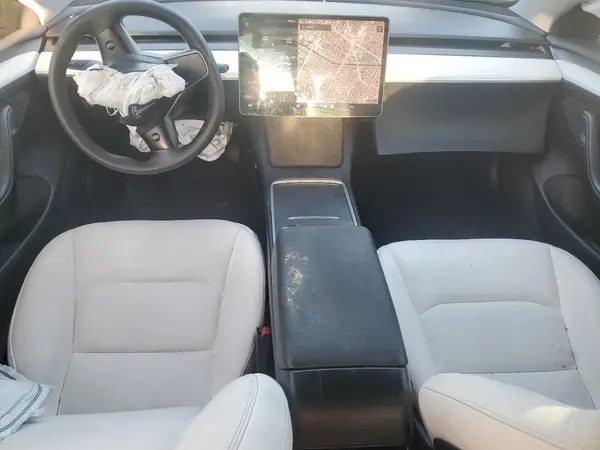 5YJ3E1EA7MF989685 2021 TESLA MODEL 3 - Image 8
