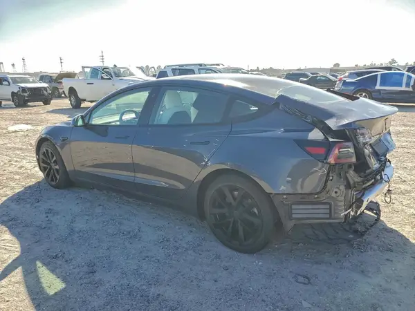 5YJ3E1EA7MF989931 2021 TESLA MODEL 3 - Image 2