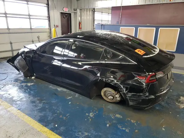 5YJ3E1EA7MF994241 2021 TESLA MODEL 3 - Image 2