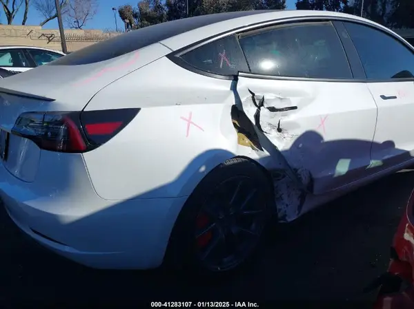 2021 TESLA MODEL 3 auction photo 6