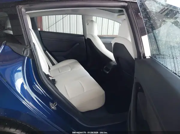 5YJ3E1EA7MF995194 2021 TESLA MODEL 3 - Image 8