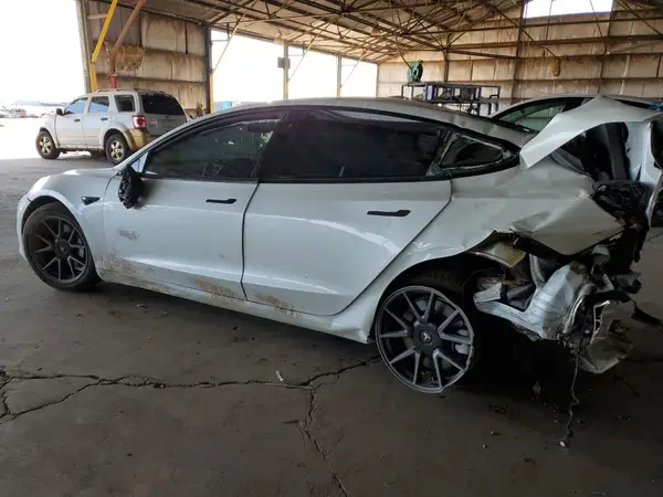 5YJ3E1EA7MF996572 2021 TESLA MODEL 3 - Image 2