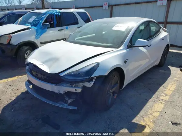 5YJ3E1EA7NF103513 2022 TESLA MODEL 3 - Image 2