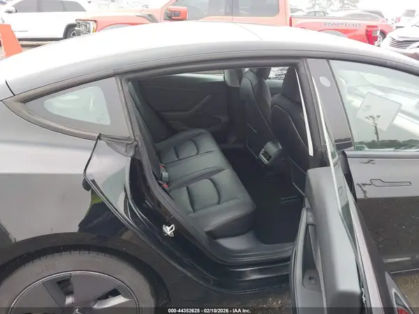 5YJ3E1EA7NF109392 2022 TESLA MODEL 3 - Image 8
