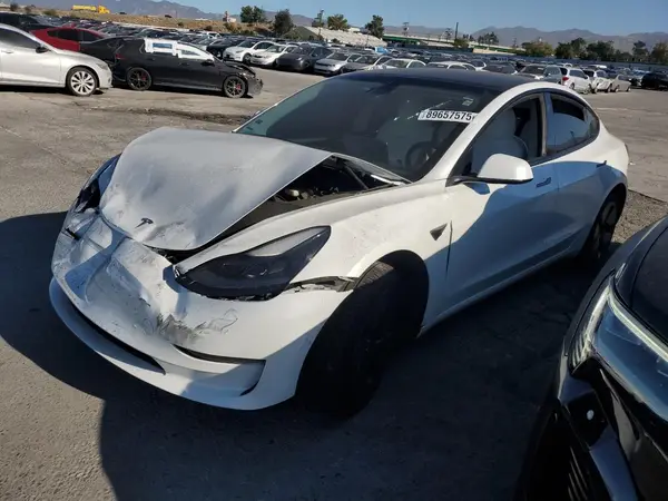 5YJ3E1EA7NF122028 2022 TESLA MODEL 3 - Image 1