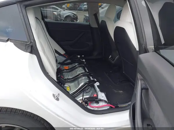 5YJ3E1EA7NF125687 2022 TESLA MODEL 3 - Image 8