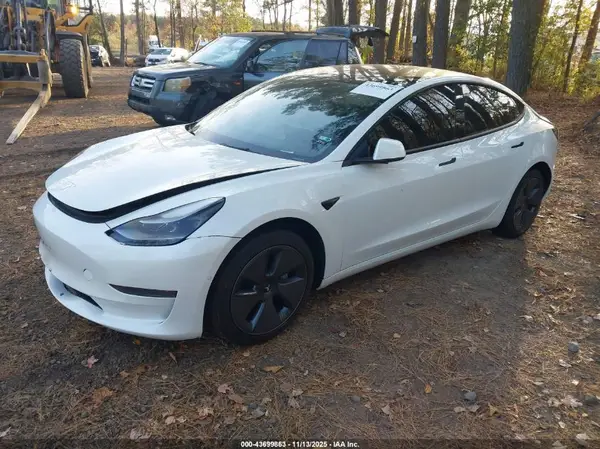 5YJ3E1EA7NF126063 2022 TESLA MODEL 3 - Image 2