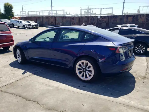 5YJ3E1EA7NF143185 2022 TESLA MODEL 3 - Image 2