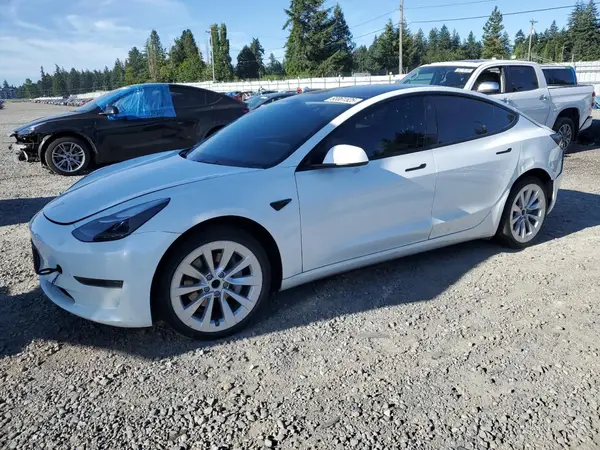 5YJ3E1EA7NF144143 2022 TESLA MODEL 3 - Image 1