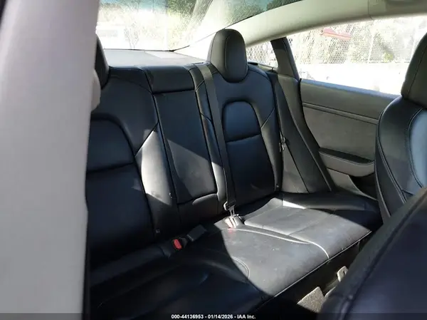 5YJ3E1EA7NF144756 2022 TESLA MODEL 3 - Image 8
