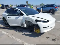 5YJ3E1EA7NF153599 2022 TESLA MODEL 3