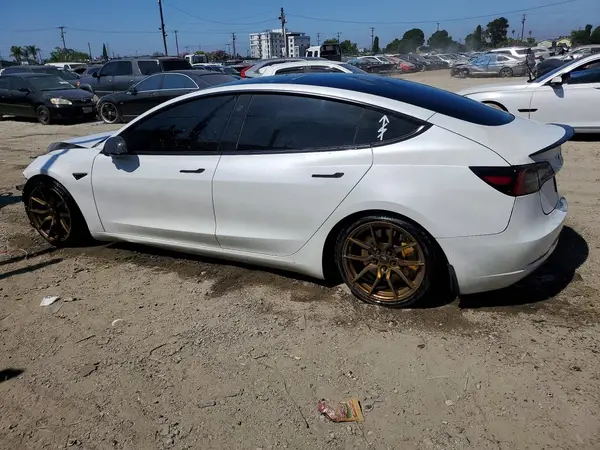 5YJ3E1EA7NF167664 2022 TESLA MODEL 3 - Image 2