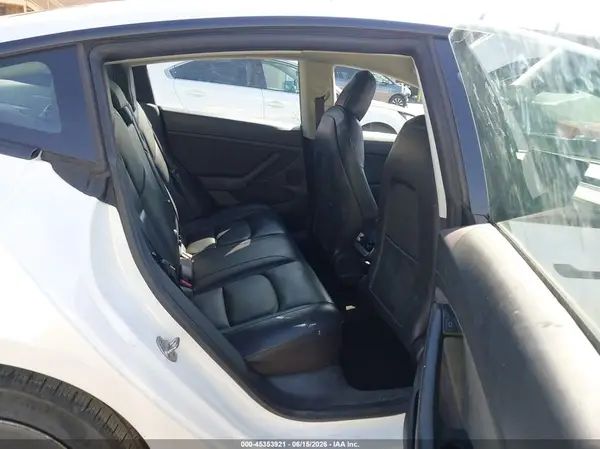 5YJ3E1EA7NF168748 2022 TESLA MODEL 3 - Image 8