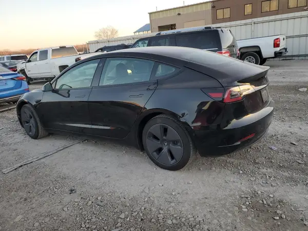 5YJ3E1EA7NF186263 2022 TESLA MODEL 3 - Image 2
