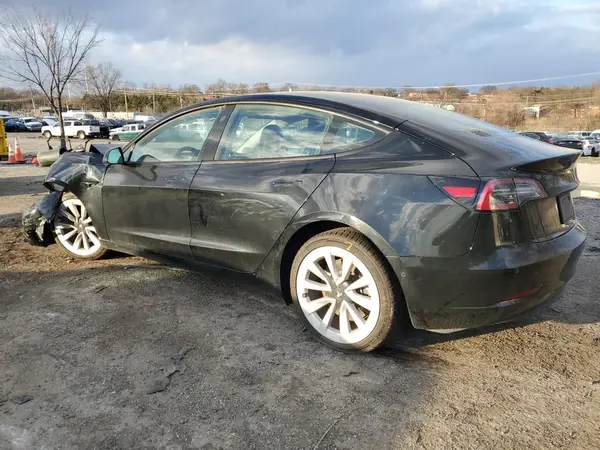 5YJ3E1EA7NF186280 2022 TESLA MODEL 3 - Image 2