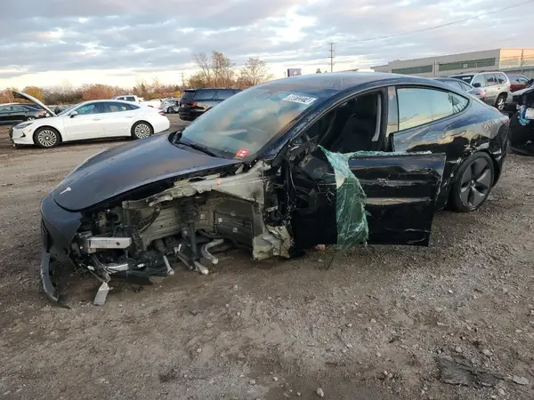 5YJ3E1EA7NF186716 2022 TESLA MODEL 3 - Image 1