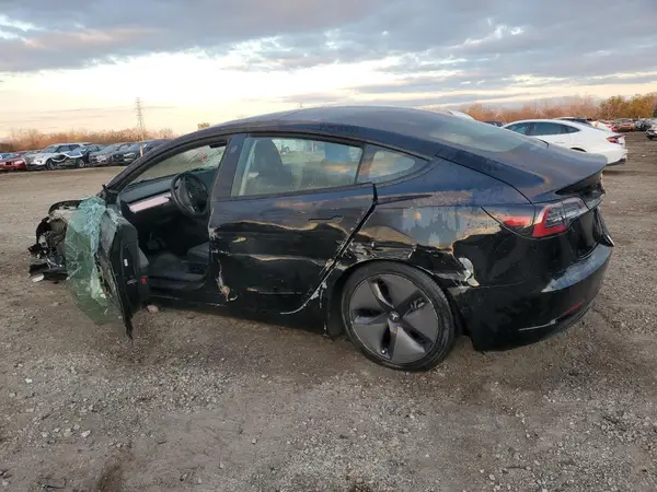 5YJ3E1EA7NF186716 2022 TESLA MODEL 3 - Image 2