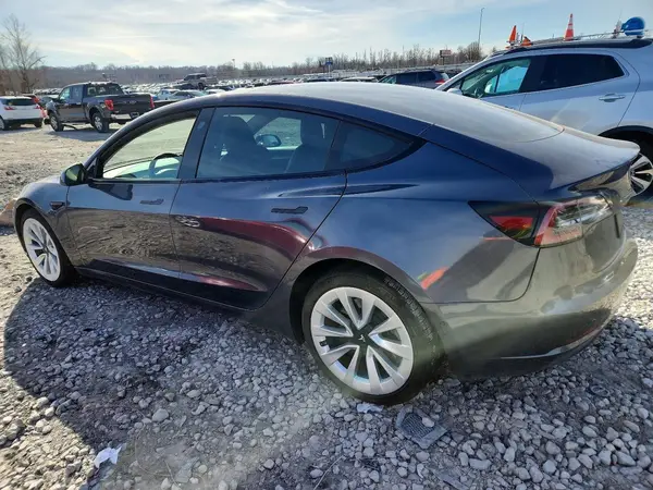 5YJ3E1EA7NF186859 2022 TESLA MODEL 3 - Image 2