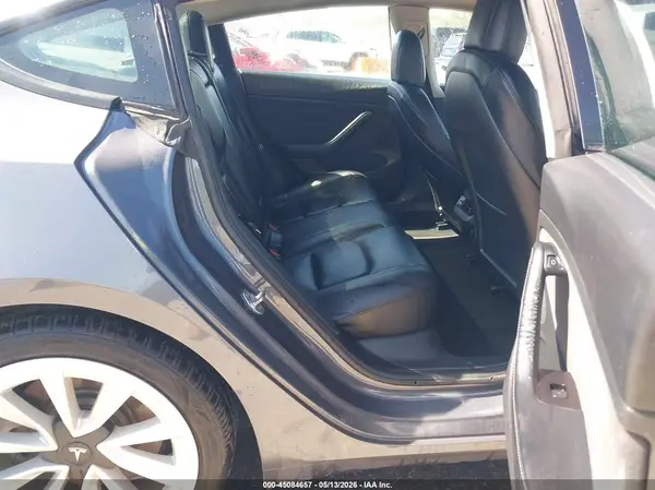 5YJ3E1EA7NF187820 2022 TESLA MODEL 3 - Image 8